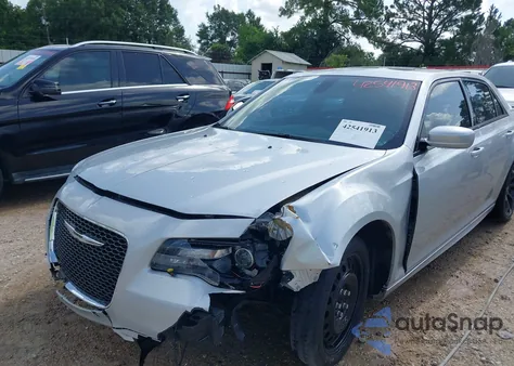 2020 Chrysler 300 300S из США, поврежденный, VIN 2C3CCABT6LH253300